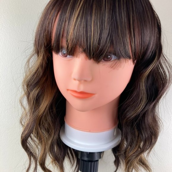 Brown Wig With Blonde Highlight - Picture 2 of 9